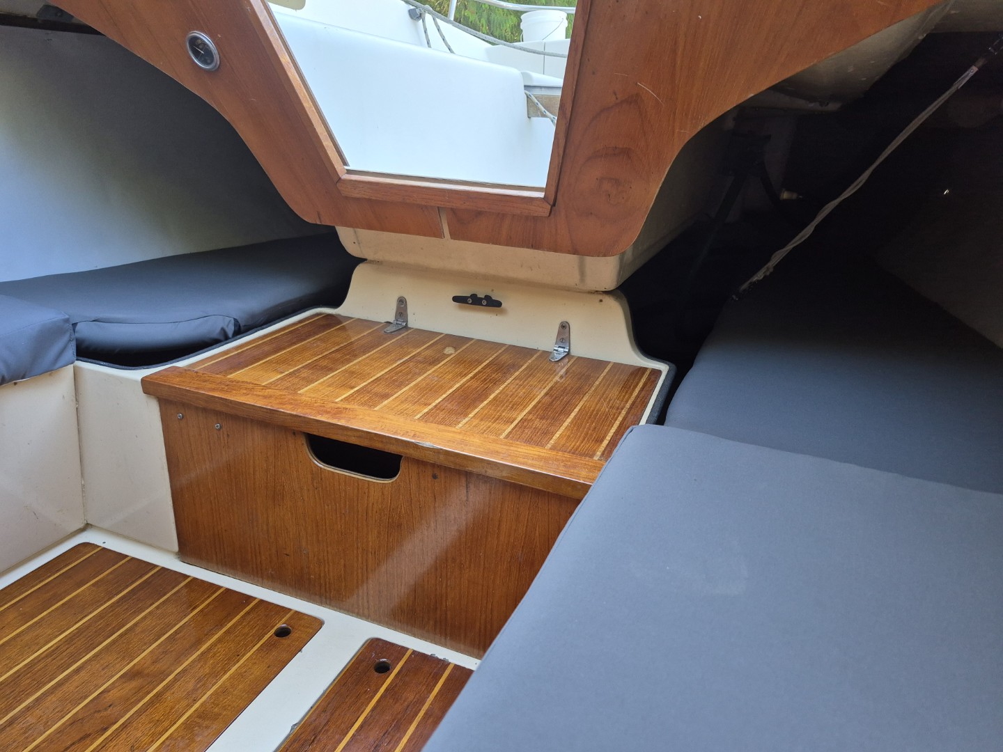 Fast Forward boat Restoration